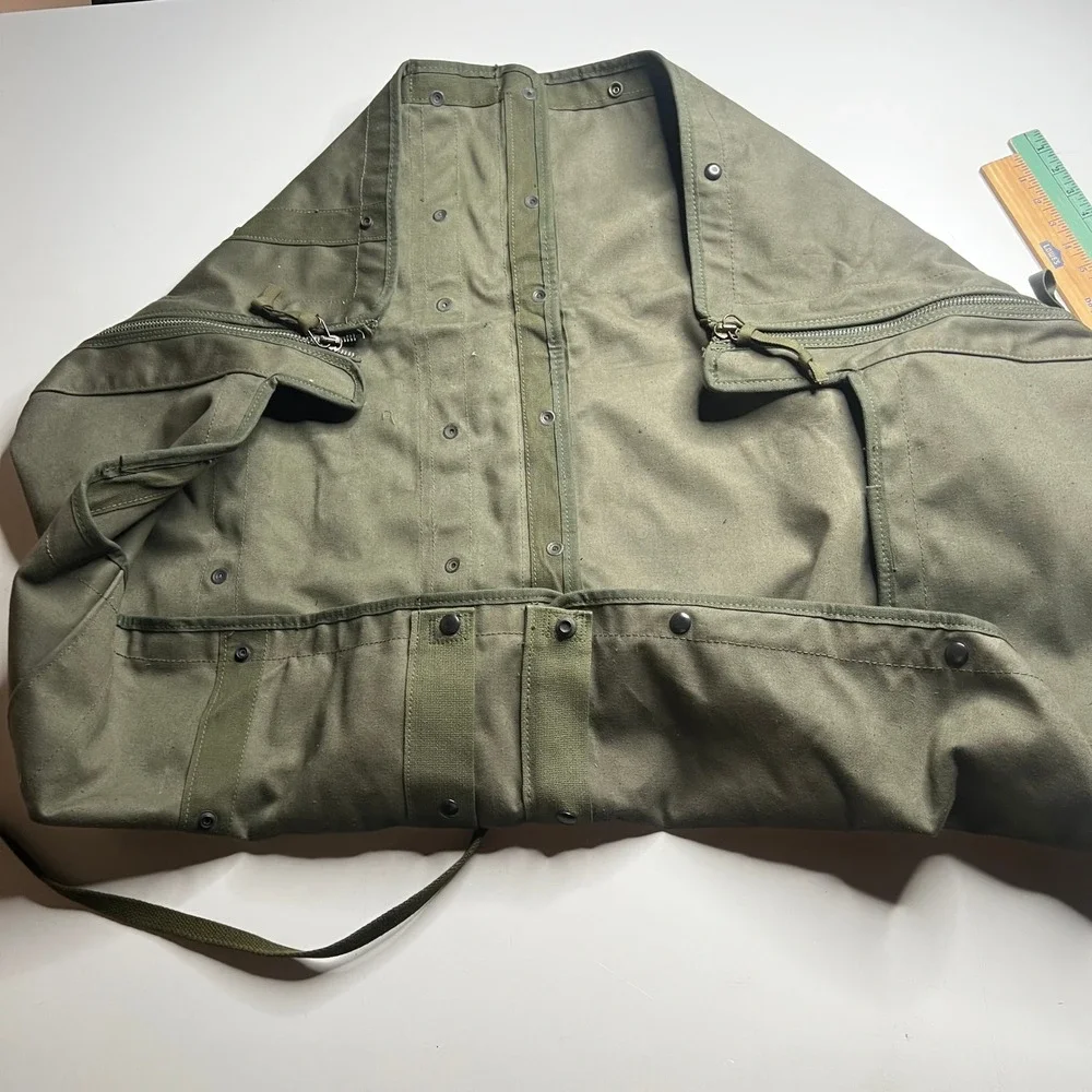 Vintage Military Olive Drab‎ Canvas Duffel Bag Equipment Carrier Utility Gear
